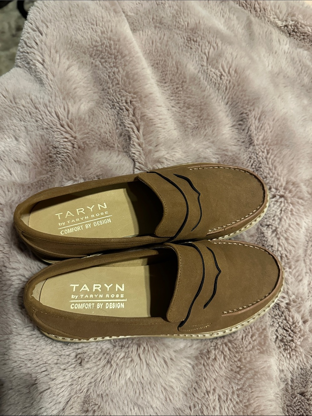 Taryn Rose Women's Brown Penny Loafers